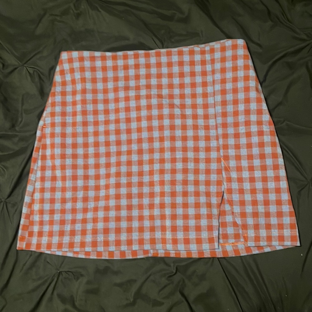 Side split skirt